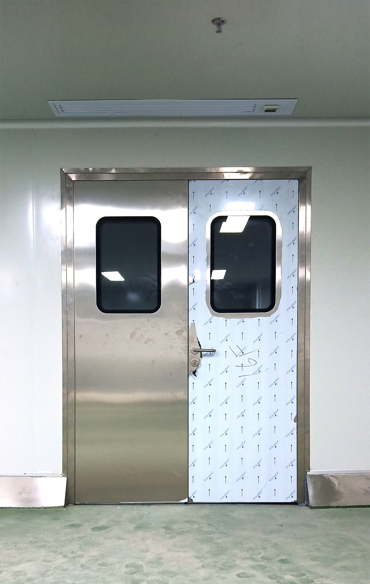 凈化鋼制潔凈門